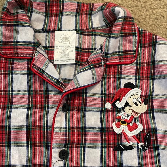 Boy’s Disney Christmas pajamas - Picture 2 of 4